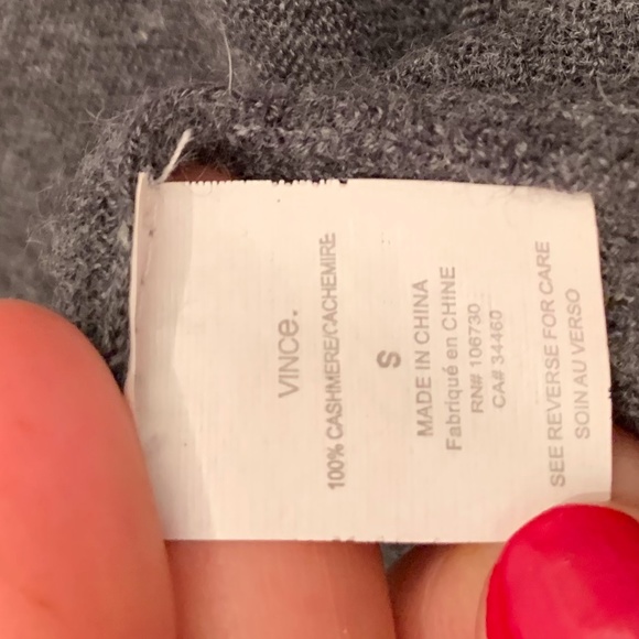 Vince 100% Cashmere Charcoal Gray Cardigan - Picture 5 of 5